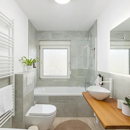 Troja Living Helena - Zentral In Bruchsal