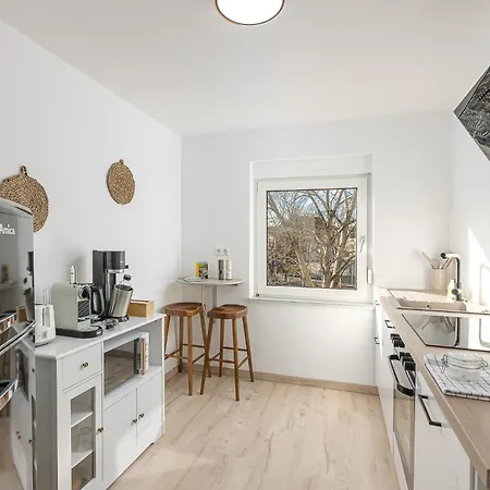 Troja Living Helena - Zentral In *