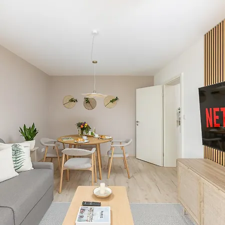 Troja Living Helena - Zentral In Bruchsal